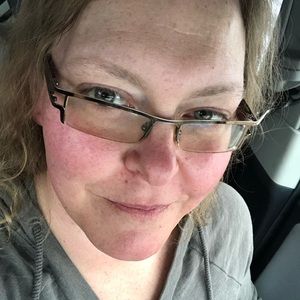Meet your Posher, Lindsey
